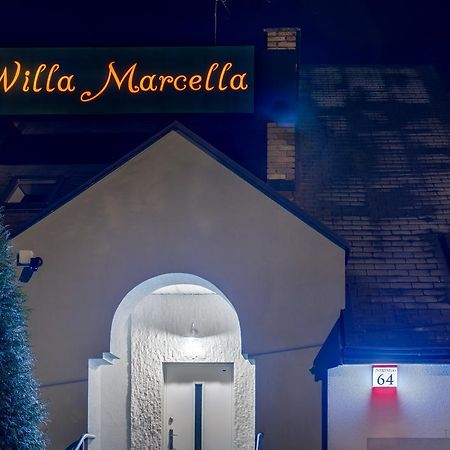 ビャウィストクWilla Marcellaアパートメント エクステリア 写真